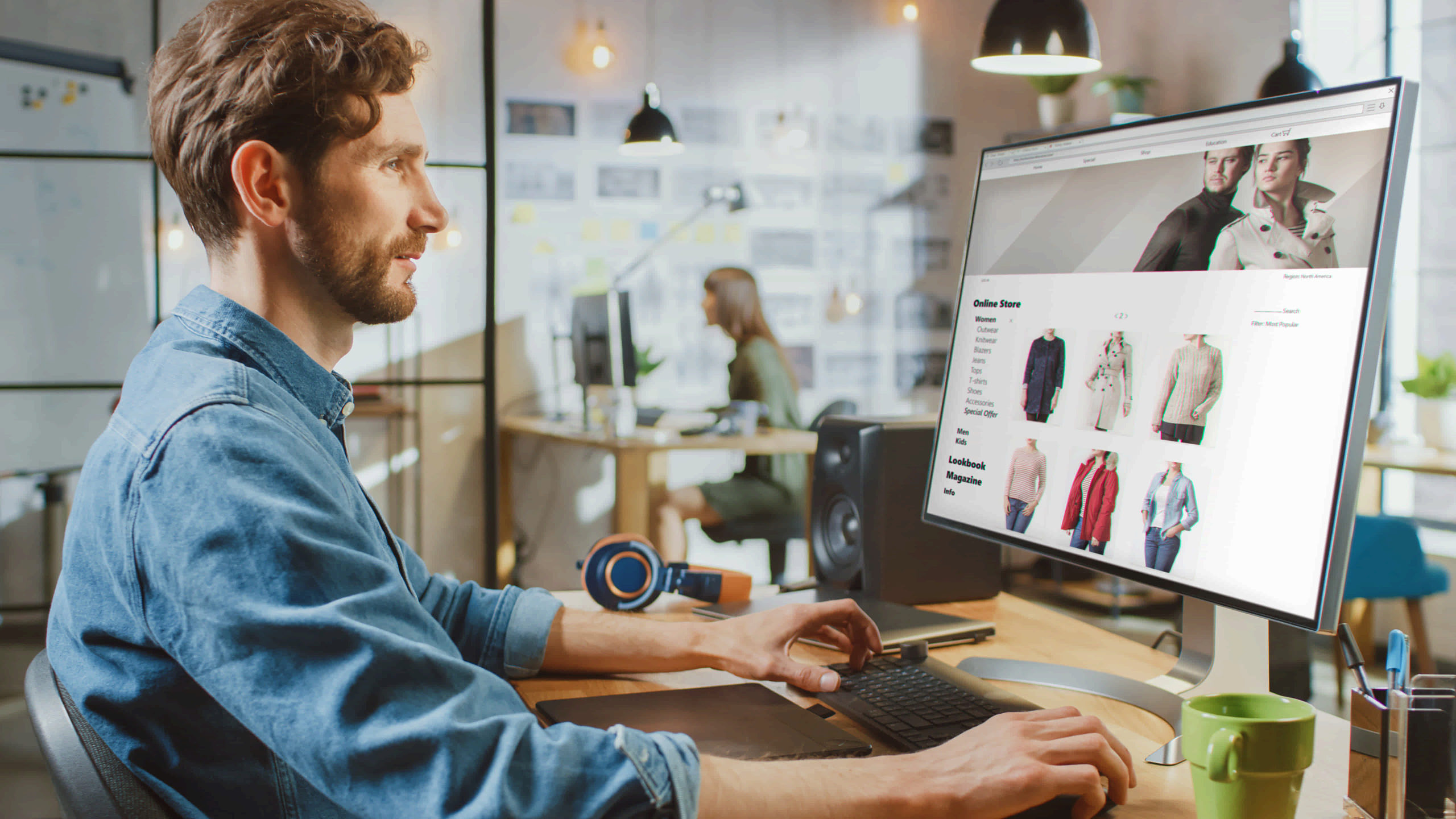 Using product descriptions to extend your reach. Good product descriptions make online shopping more appealing.