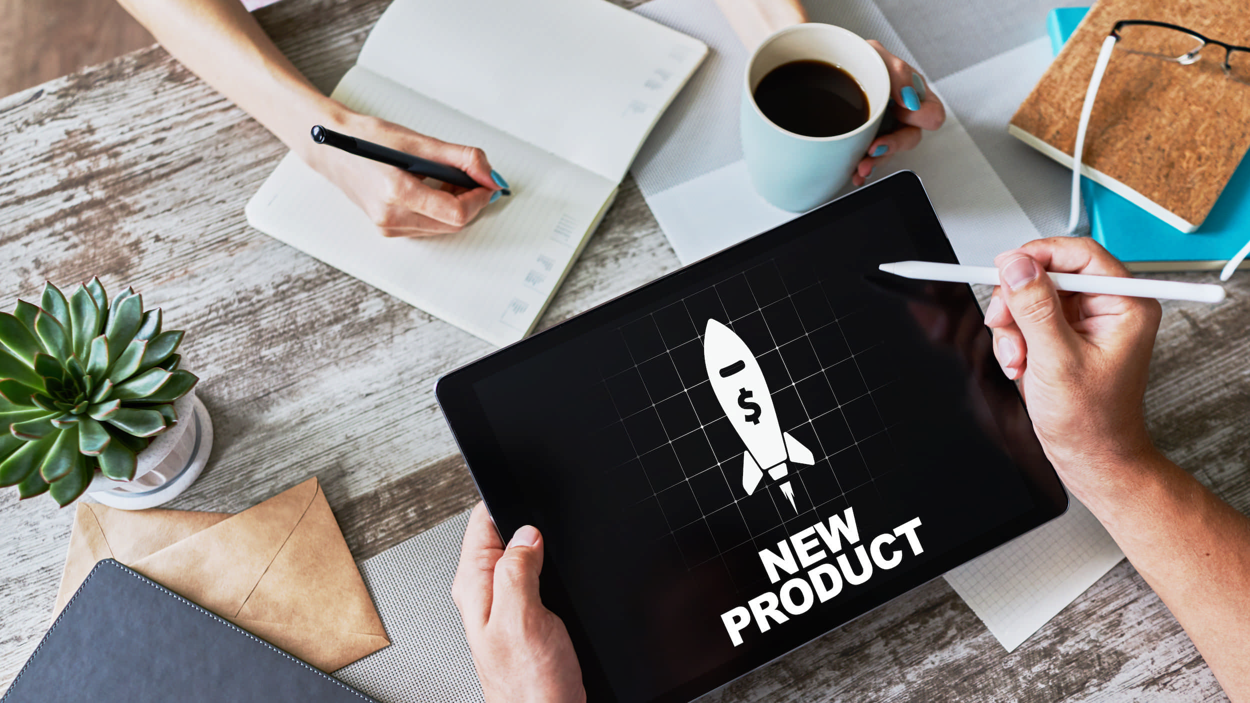 Implementing the lean startup method and developing a minimum viable product can be helpful for a new business idea. Launching a new product on the market is always a risk, but you can minimize it by implementing the lean startup method and developing a minimum viable product.