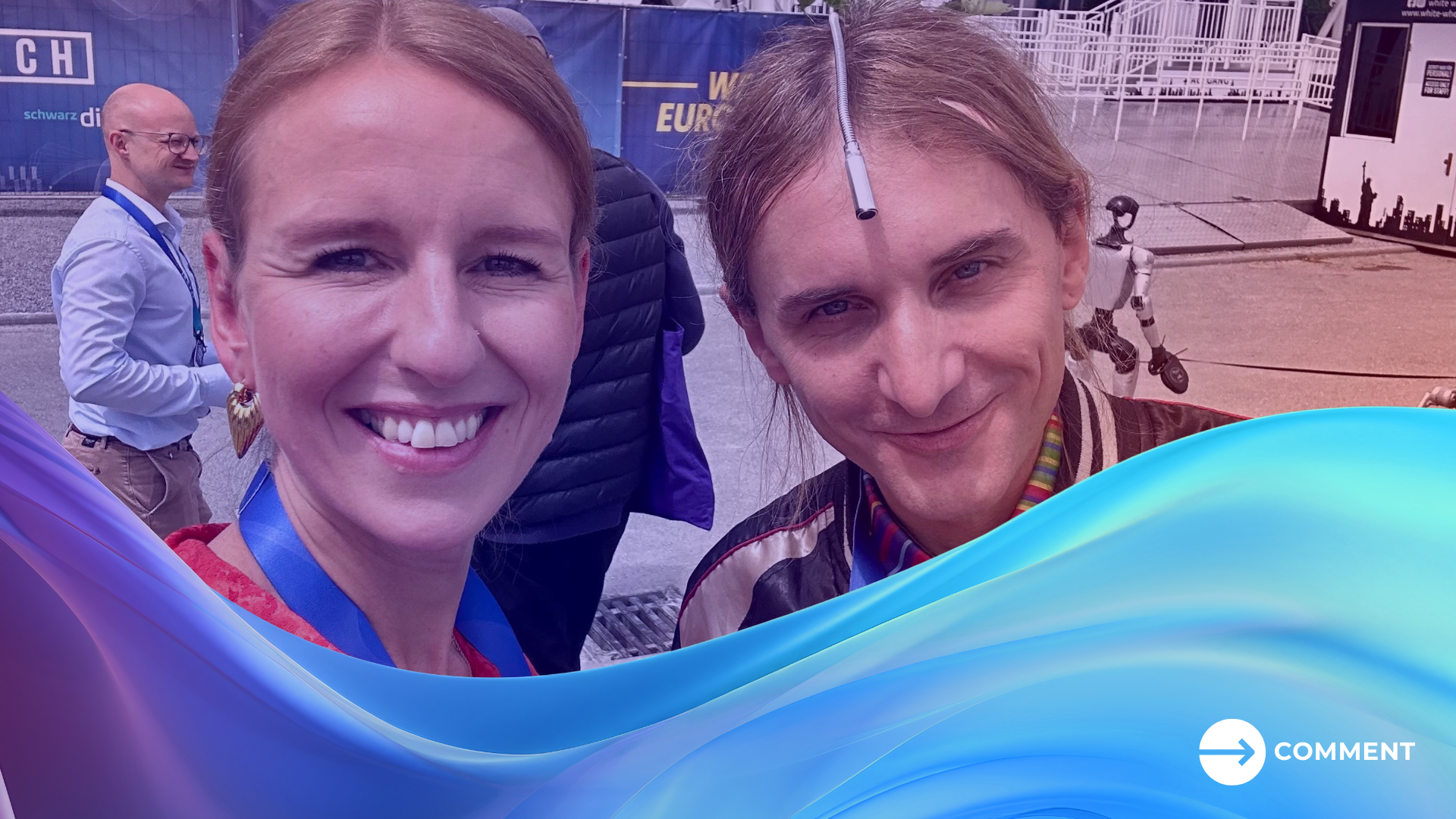 Bild von Verena Gründel und Neil Harbisson 