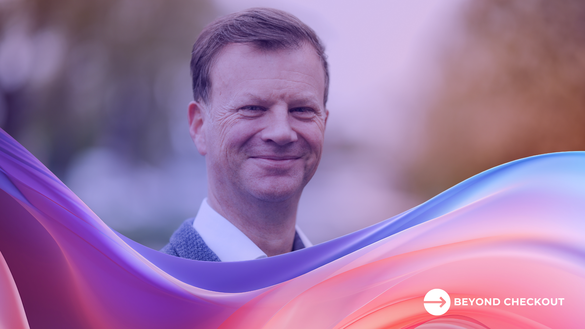 Headshot of Dr. Kai Hudetz, Managing Director of IFH KÖLN, who shares insights on the AI customer journey and its impacts. 